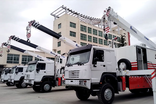 1703643708658b8a3c69d38