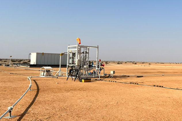 1703644217658b8c39a93f7